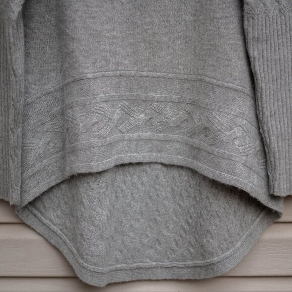 Neiman Marcus Cashmere Sweater L Gray Oversized Cable Knit High-Low Hem - Picture 4 of 9